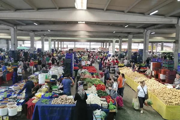 Aliağa Katlı Kapalı Pazar Yeri - Resim 1