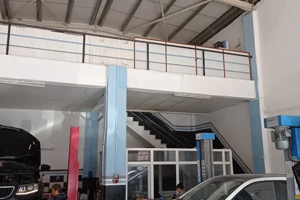 Akademi Oto Servisi - Resim 4