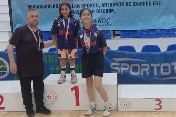 BURSA MERKEZ MASA TENİSİ SPOR KULÜBÜ VE OKULU - Resim 7
