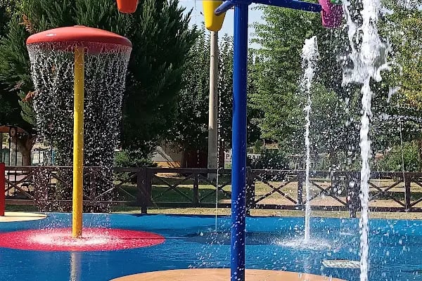 Yüreğir Belediyesi Su Oyunları Parkı - Resim 3