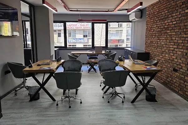 ALTC Amerikan Dil Eğitim Merkezi Kızılay Şubesi İngilizce Kursu - Resim 14