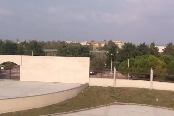 İstanbul Üniversitesi-Cerrahpaşa Avcılar Kampüsü - Resim 6