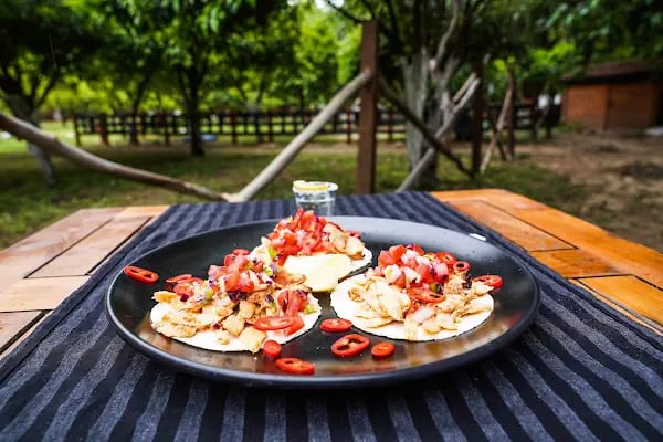 Kılıçoğlu Kars Pastane Cafe&amp;Restaurant - Resim 14