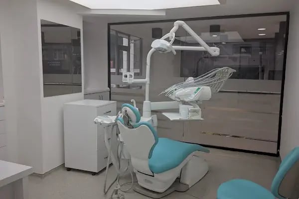 BULVARDİŞ Ağız ve Diş Sağlığı Polikliniği - Resim 3