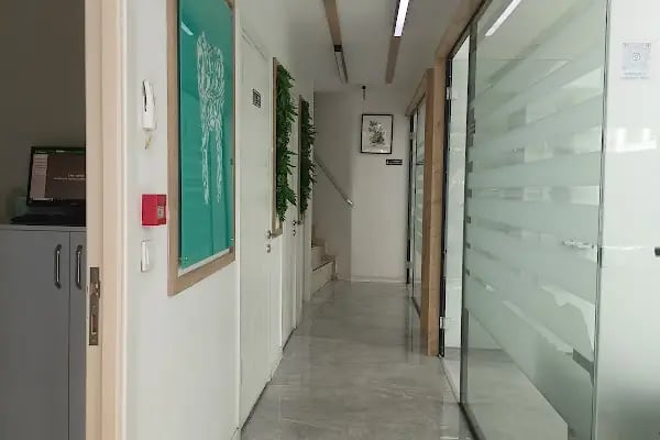 BULVARDİŞ Ağız ve Diş Sağlığı Polikliniği - Resim 5
