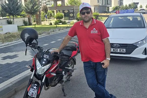 Akyüzler VİP Sürücü Kursu - Winstown Şube - Resim 9