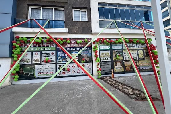Akyüzler VİP Sürücü Kursu - Winstown Şube - Resim 5