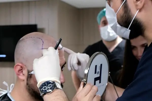 Implant World Hair -BEST HAIR TRANSPLANT CLINIC TURKEY - Resim 18