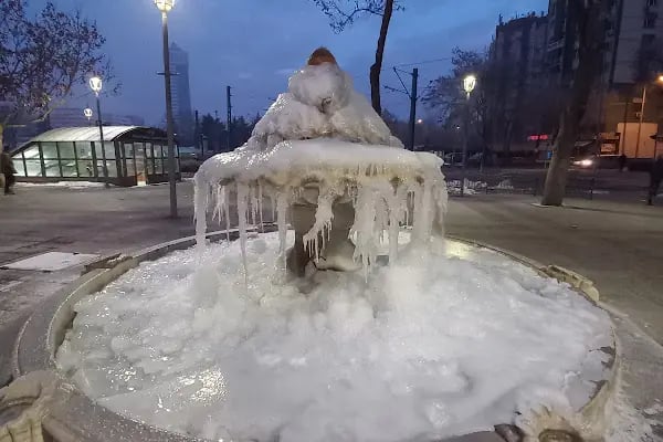 Tramvay Belediye Durağı - Resim 9