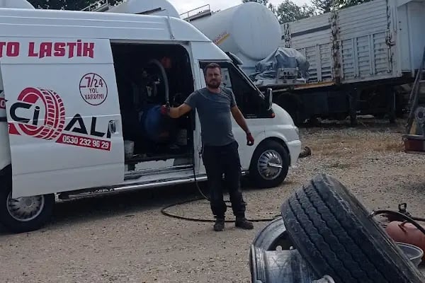 En yakın oto lastik Avanoğlu oto lastik LASTİKCİ ALİ - Resim 11