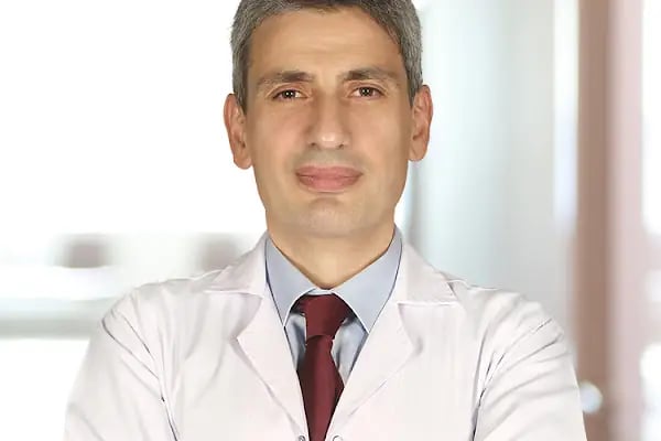 Op. Dr. Mahmut Arslan | Trabzon Beyin ve Sinir Cerrahisi - Resim 1