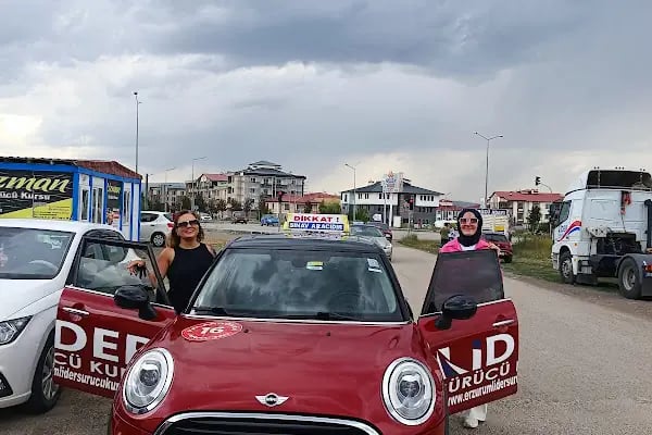 LİDER SÜRÜCÜ KURSU ERZURUM - Resim 1