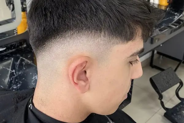 Hy barber shop - Resim 9