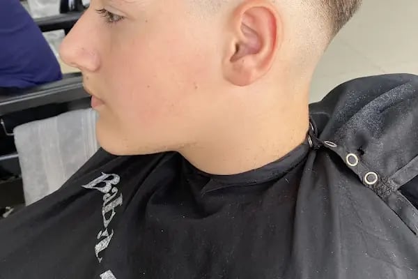 Hy barber shop - Resim 19