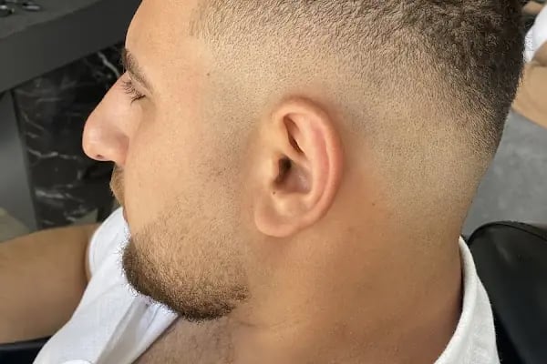 Hy barber shop - Resim 20