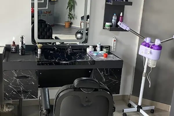 Hy barber shop - Resim 8