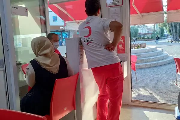 Türk Kızılayı Mersin Kan Bağışı Merkezi - Resim 13
