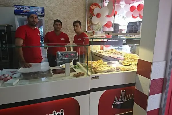 Tarihi Sarıyer Börekçisi - Resim 6