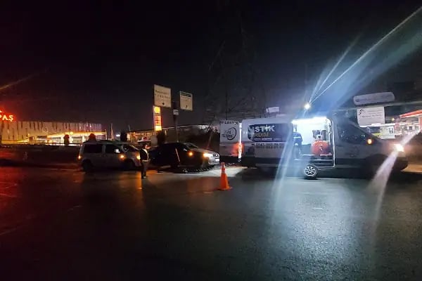 HEYLASTİK | 7/24 MOBİL YOL YARDIM - OTO LASTİKÇİ AKÜCÜ HALKALI AKÜ SERVİSİ ACİL MOBİL LASTİK TAMİRİ LASTİK YOL YARDIM SERVİSİ - Resim 18