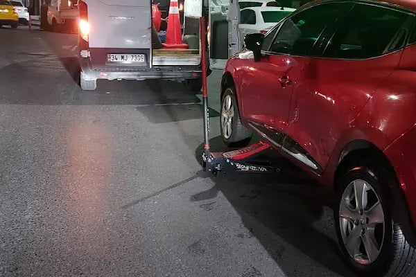 HEYLASTİK | 7/24 MOBİL YOL YARDIM - OTO LASTİKÇİ AKÜCÜ HALKALI AKÜ SERVİSİ ACİL MOBİL LASTİK TAMİRİ LASTİK YOL YARDIM SERVİSİ - Resim 15