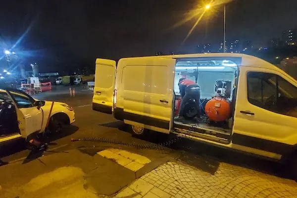 HEYLASTİK | 7/24 MOBİL YOL YARDIM - OTO LASTİKÇİ AKÜCÜ HALKALI AKÜ SERVİSİ ACİL MOBİL LASTİK TAMİRİ LASTİK YOL YARDIM SERVİSİ - Resim 14