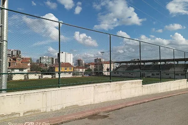 Altindaǧ Belediyesi Ulubey Spor Tesisi - Resim 3