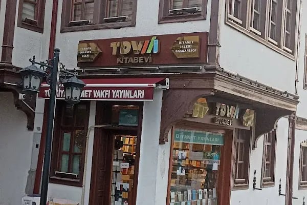 TDV Hacı Bayram Kitabevi - Resim 3