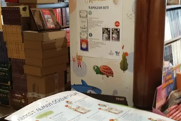 TDV Hacı Bayram Kitabevi - Resim 16