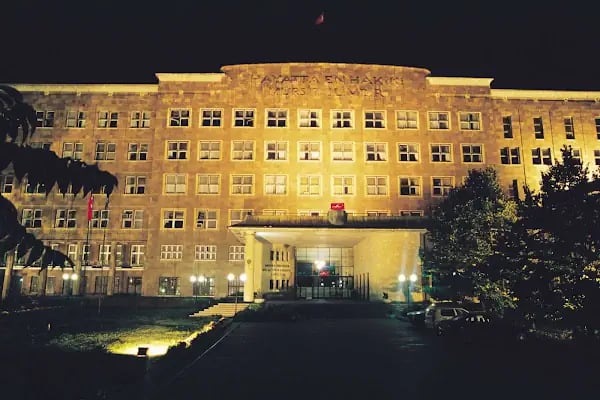 Ankara Üniversitesi - Resim 3