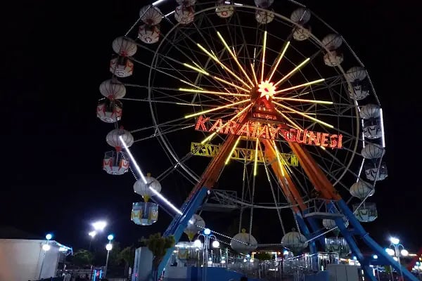 Konya Karatay Şehir Parkı Lunapark - Resim 9