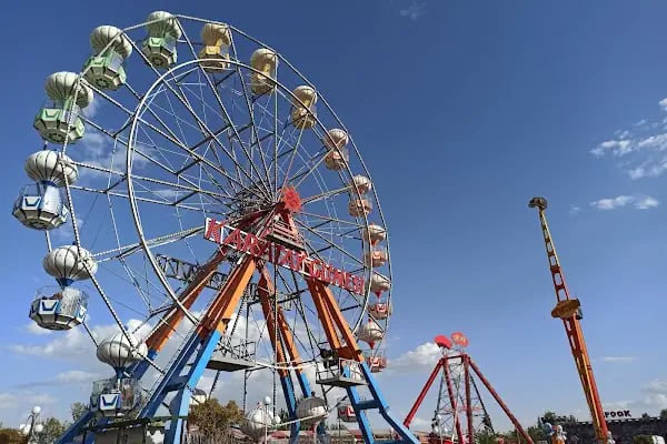 Konya Karatay Şehir Parkı Lunapark - Resim 1