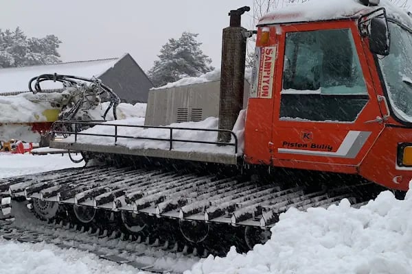 Uludağ Şampiyon Kayak Kiralama - Resim 16