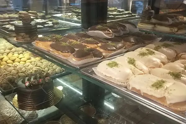McDonald's Adana Alparslan Türkeş - Resim 5