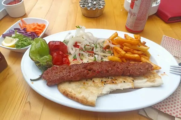 Kahlo Cafe &amp; Hookah Lounge - Resim 4