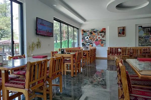 Kahlo Cafe &amp; Hookah Lounge - Resim 6