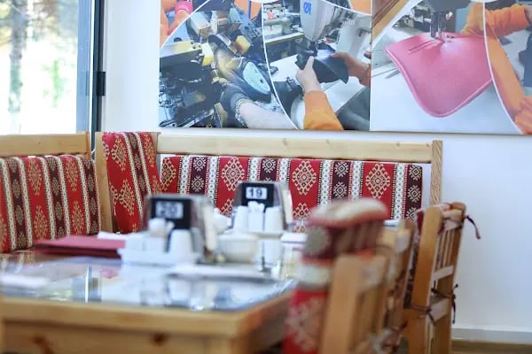 Kahlo Cafe &amp; Hookah Lounge - Resim 14
