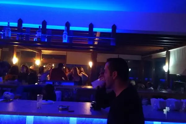 Ayvan Beach Hotel - Resim 3