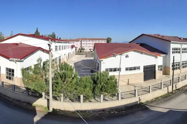 İmamoğlu Şehit Halis Koca Mesleki ve Teknik Anadolu Lisesi - Resim 1