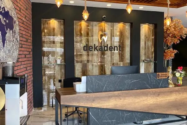Çayırova Dekadent Diş Kliniği - Resim 16