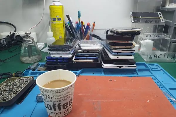 Gökçe iletişim - Telefon Tabet Tamir Dükkanı - Resim 9
