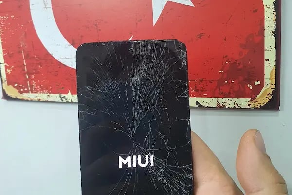 Gökçe iletişim - Telefon Tabet Tamir Dükkanı - Resim 17