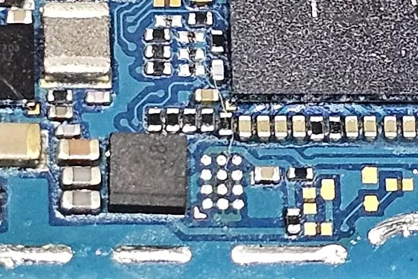 Gökçe iletişim - Telefon Tabet Tamir Dükkanı - Resim 4