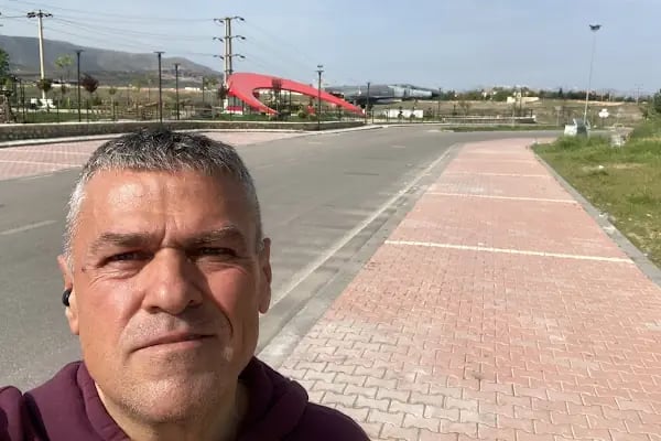 Yarı olimpik yüzme havuzu - Resim 1
