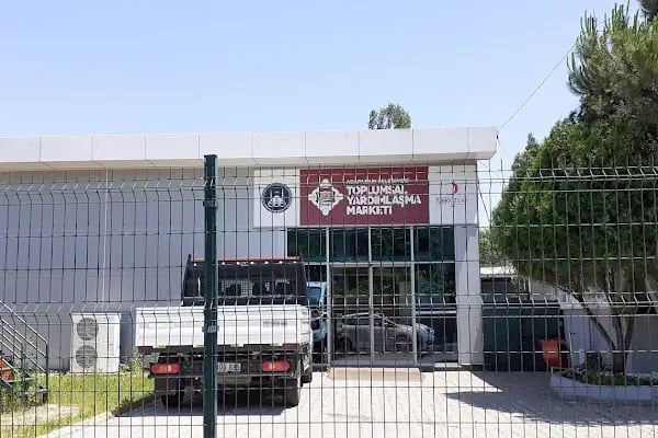 Adapazarı belediyesi sosyal yardımlaşma marketi - Resim 1