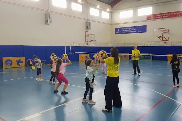 TOFAŞ ATAŞEHİR BASKETBOL ve VOLEYBOL OKULLARI - Resim 1