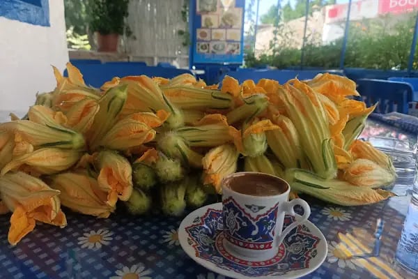 Nisan Cafe - Resim 5