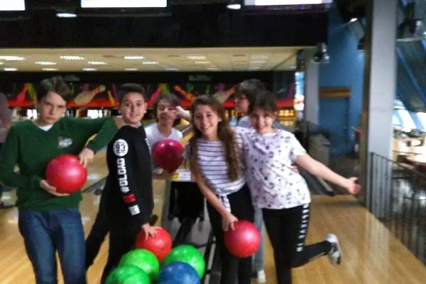 CRAZY BOWLİNG & KARAOKE & BİLARDO - Resim 17