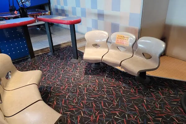CRAZY BOWLİNG & KARAOKE & BİLARDO - Resim 8