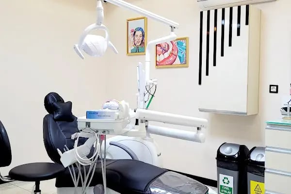 Özel Dent ON6 Ağız ve Diş Sağlığı Polikliniği - Resim 20
