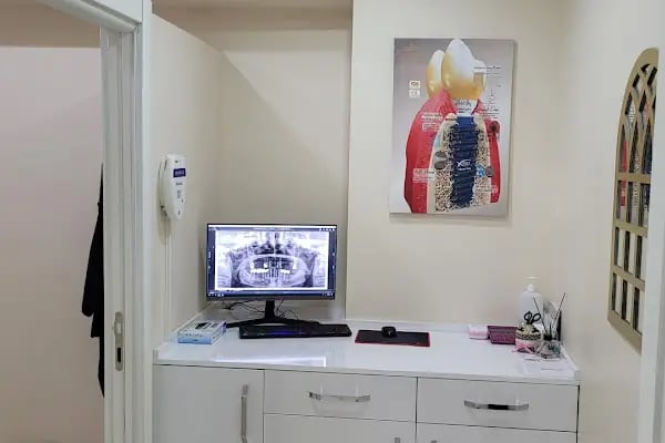 Özel Dent ON6 Ağız ve Diş Sağlığı Polikliniği - Resim 9